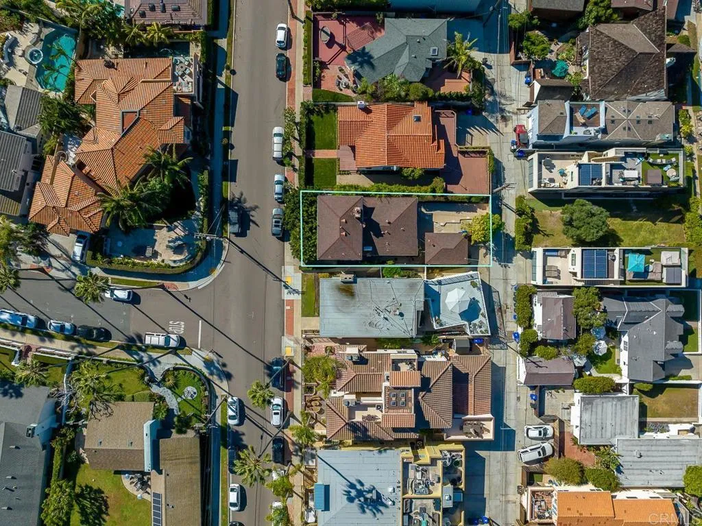 https://cdn.realtyfeed.com/cdn/127/305824912/4f93fea68eb106f20499518e33d6f70b.webp