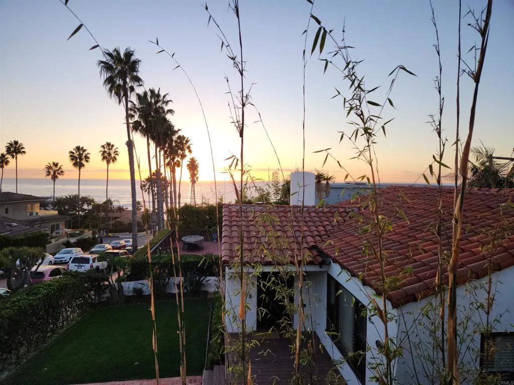 https://cdn.realtyfeed.com/cdn/127/305824912/d30a55c112cbd020b91bc74466ce119e.webp