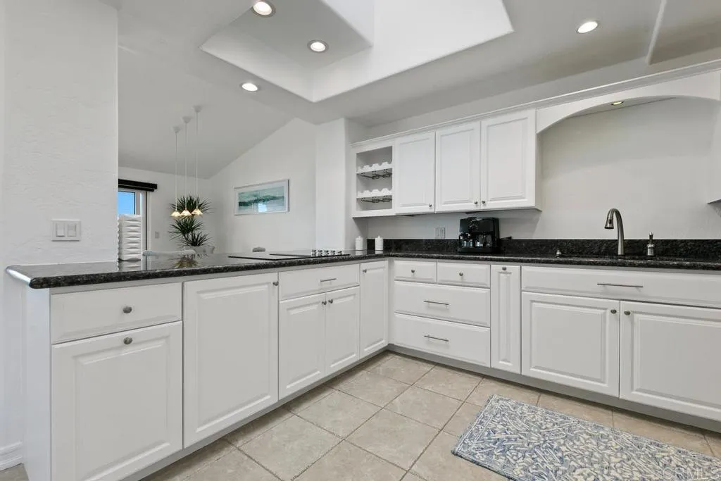 Photo #5: NDP2211135 Listing 