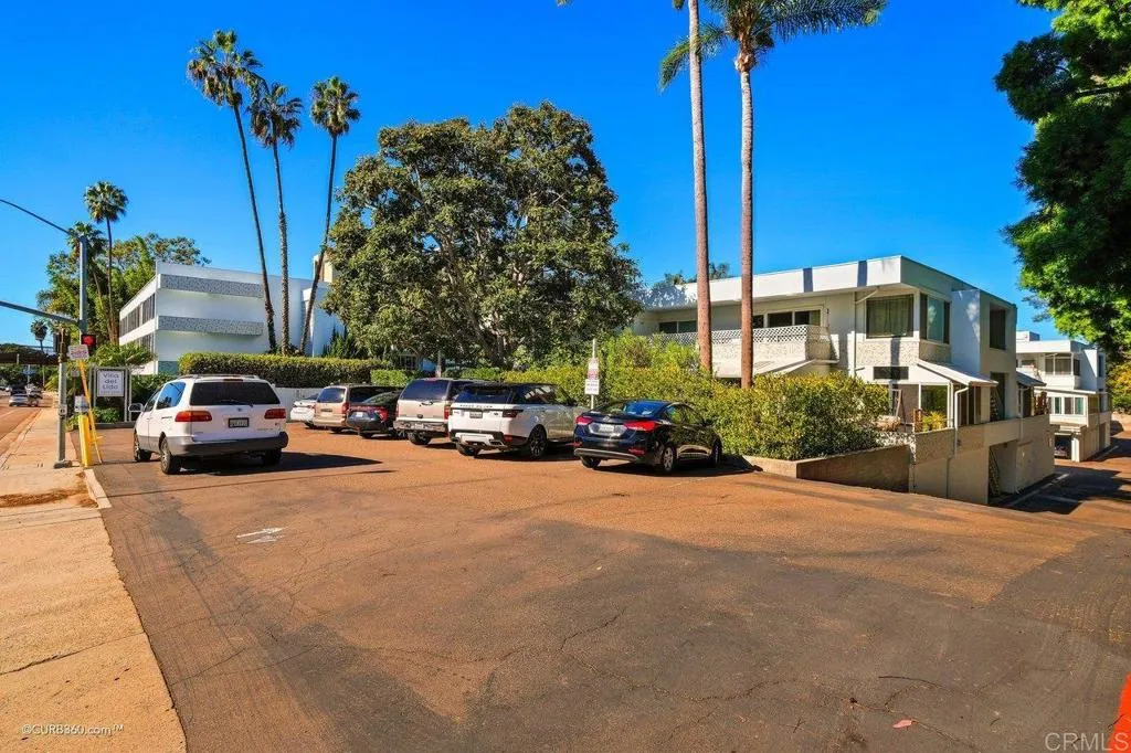 https://cdn.realtyfeed.com/cdn/127/305826371/96432f85229f2eba6cde9fc7f0d7b466.webp