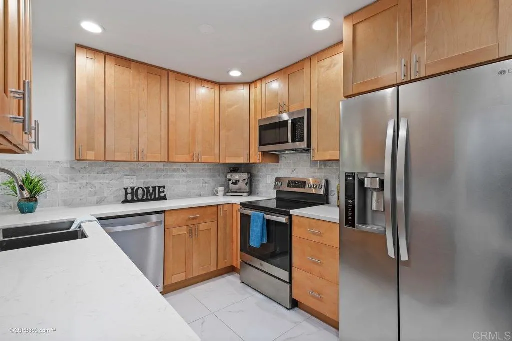 https://cdn.realtyfeed.com/cdn/127/305826371/a33ee7f3a96a7bf4c8be1065c598a52d.webp