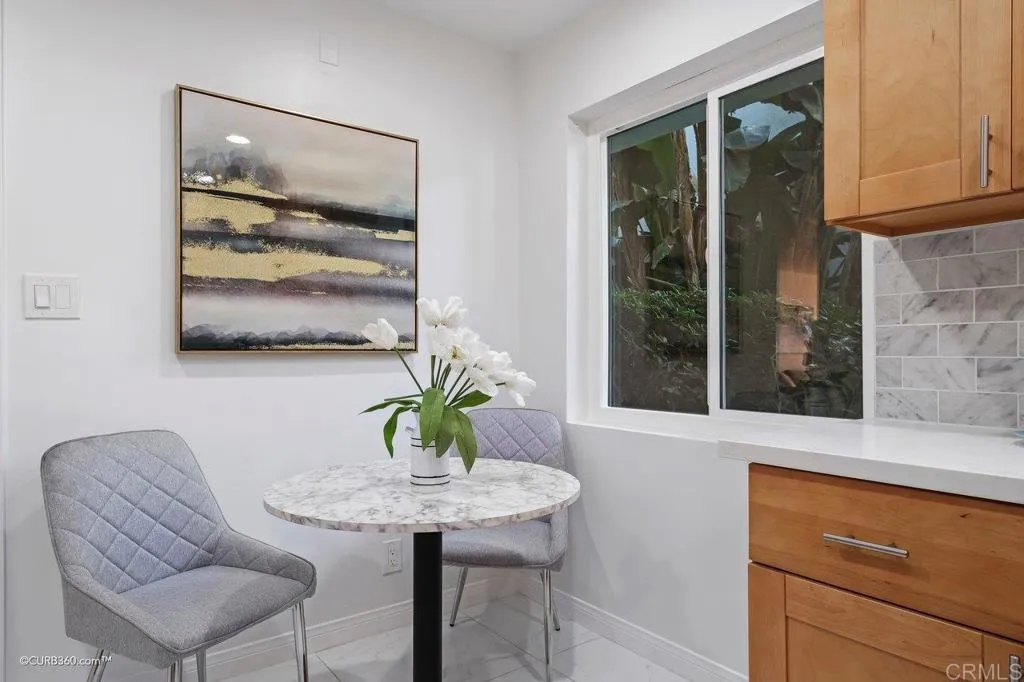 https://cdn.realtyfeed.com/cdn/127/305826371/bad7b9ab4fbdd14c5e902bc89db32d57.webp