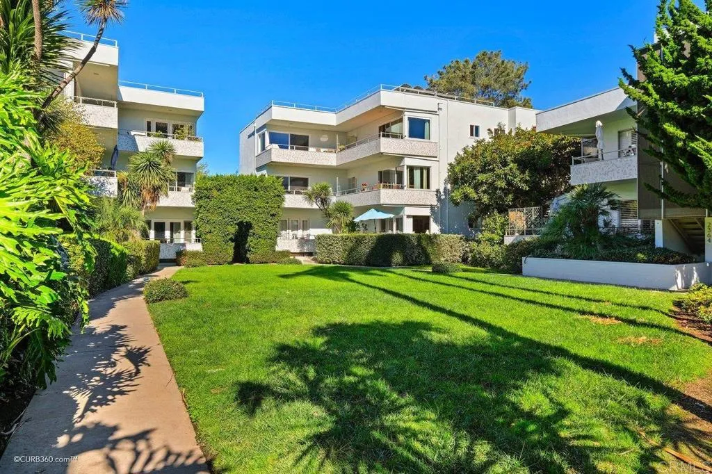 https://cdn.realtyfeed.com/cdn/127/305826371/e15b28bad2a86c9bf12fb57c7b0e9211.webp
