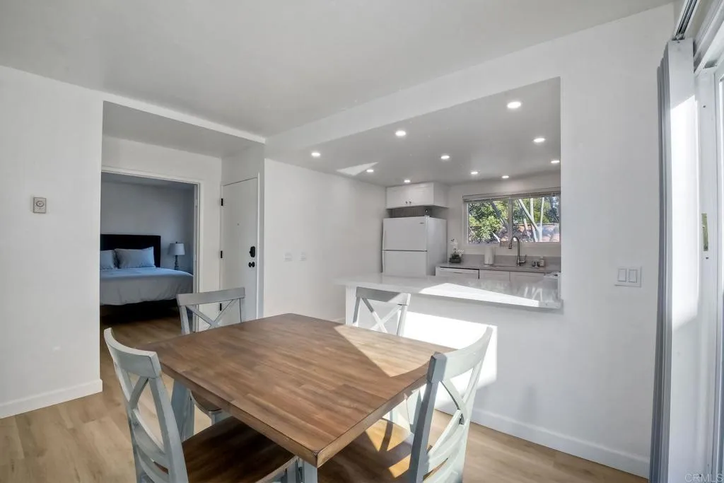 6675 Paseo Del Norte UNIT B, Carlsbad, CA, 92011