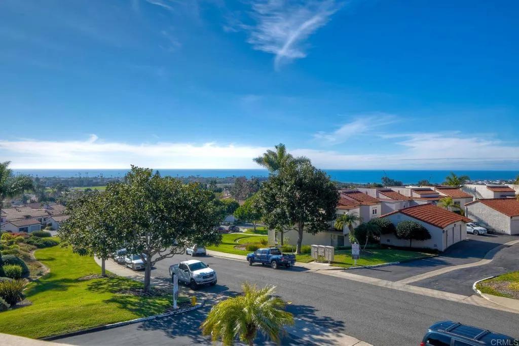 6675 Paseo Del Norte UNIT B, Carlsbad, CA, 92011