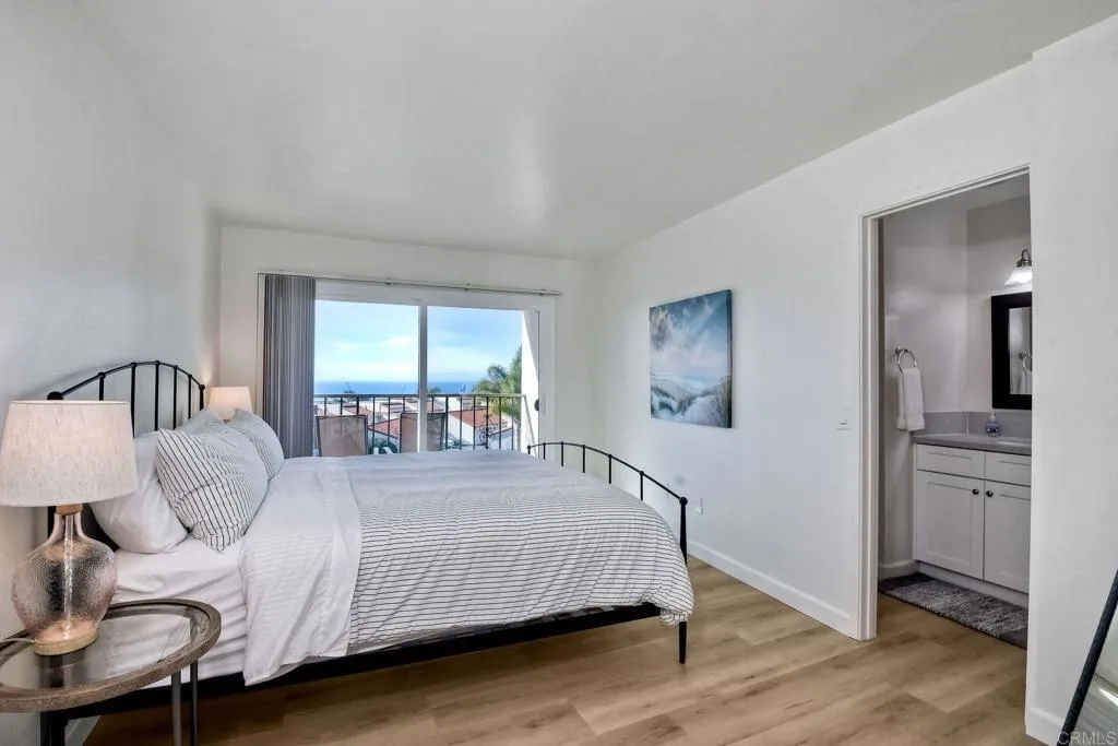 6675 Paseo Del Norte UNIT B, Carlsbad, CA, 92011