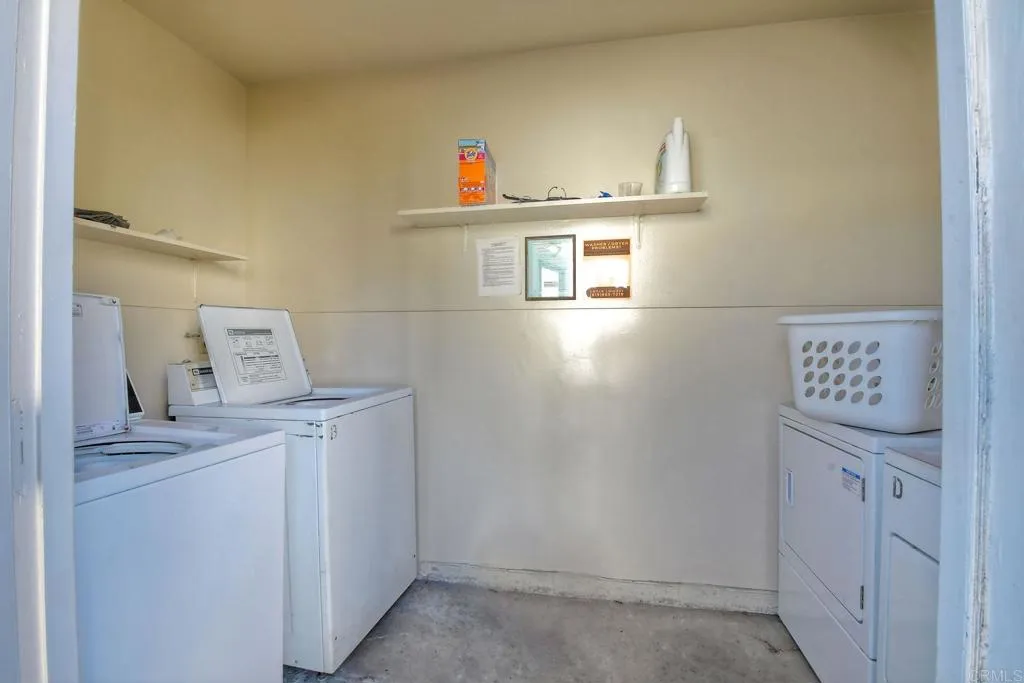 6675 Paseo Del Norte UNIT B, Carlsbad, CA, 92011