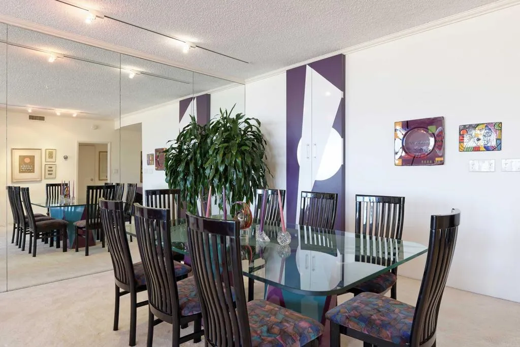 https://cdn.realtyfeed.com/cdn/127/305827987/645723c3f346eb039b0adbc24b9c9b80.webp