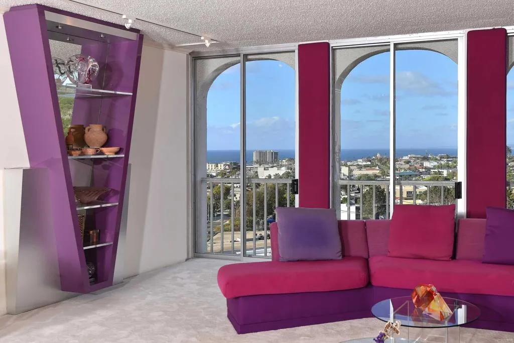 https://cdn.realtyfeed.com/cdn/127/305827987/7392cb3329729e76b5ea9d4ddae54868.webp