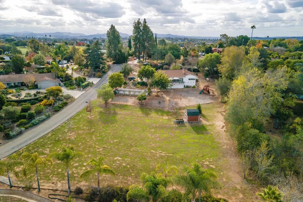 https://cdn.realtyfeed.com/cdn/127/305830504/3f306dd02868cbfac5fdd6d7305c54db.webp