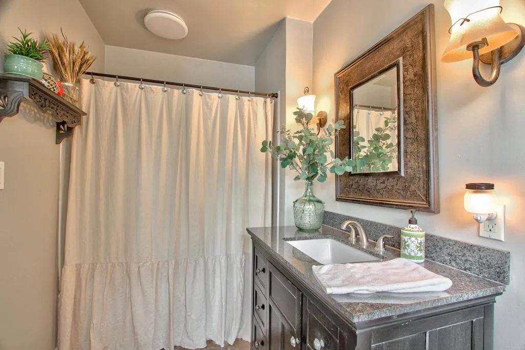 https://cdn.realtyfeed.com/cdn/127/305830504/6ac6b0d6045cf0a198bc4f3113e64e35.webp