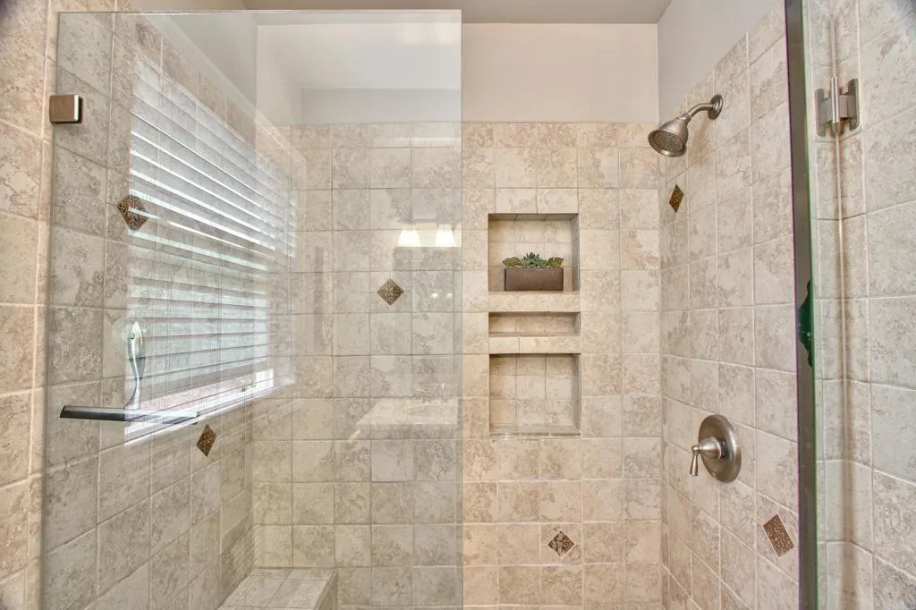 https://cdn.realtyfeed.com/cdn/127/305830504/94ac8ef9533a4ac784aa3e3dfb86bbc1.webp