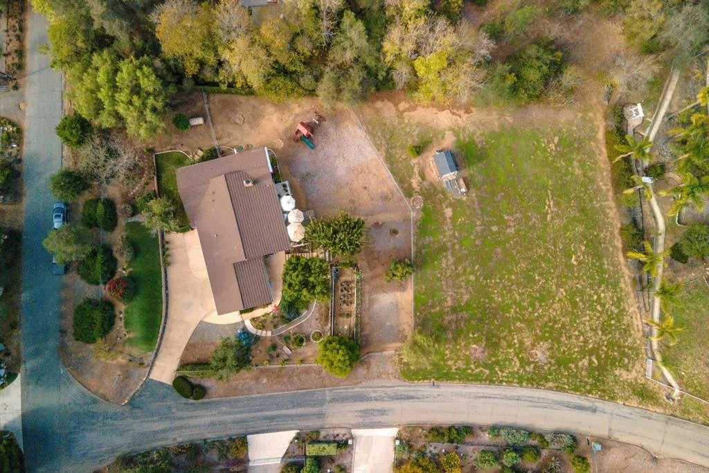 https://cdn.realtyfeed.com/cdn/127/305830504/f2160747f0f967805493ddf20286d7e5.webp