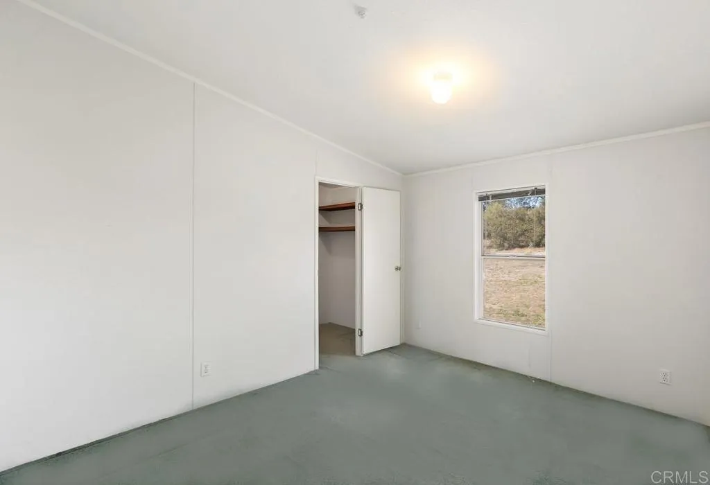 https://cdn.realtyfeed.com/cdn/127/305831787/98203fbb6eda3aeac33914992114af1a.webp