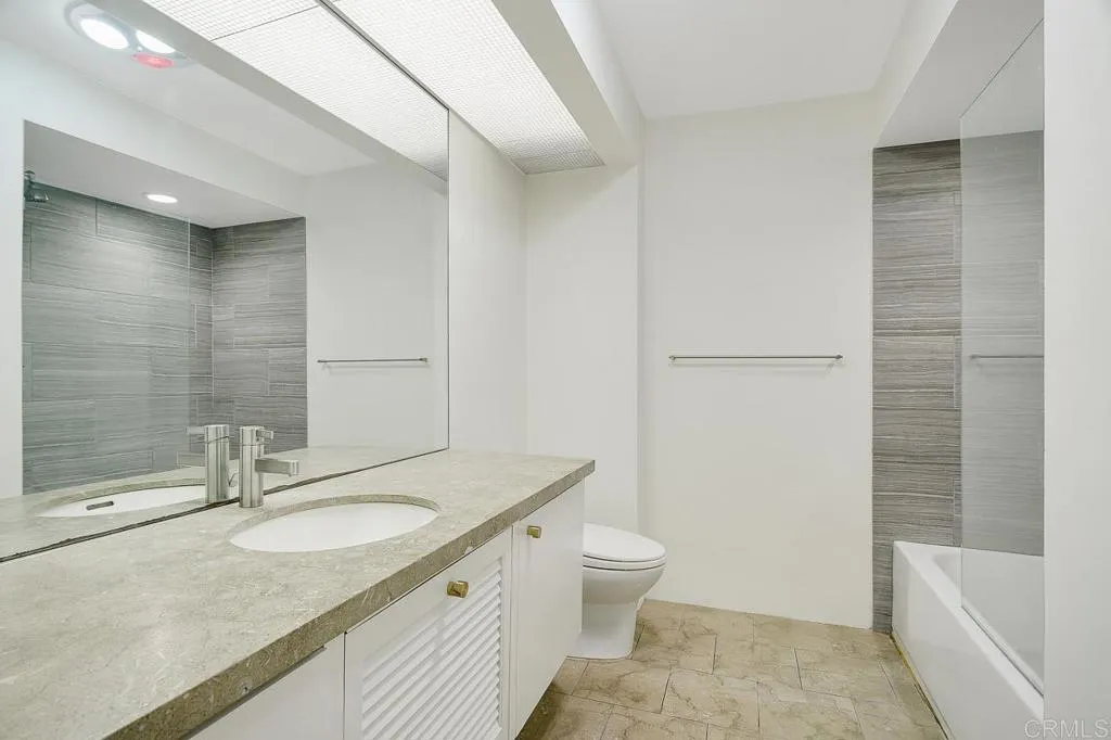 https://cdn.realtyfeed.com/cdn/127/305837047/4881e9f56391889d26d068c1ef5d1db1.webp