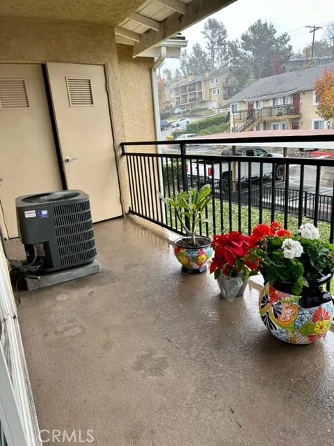 https://cdn.realtyfeed.com/cdn/127/305840505/e5f1b34cbaef7765781d3d791d7b1742.webp