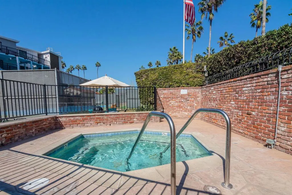 https://cdn.realtyfeed.com/cdn/127/305848608/22b5acab221f2ed5666b37579449f04a.webp