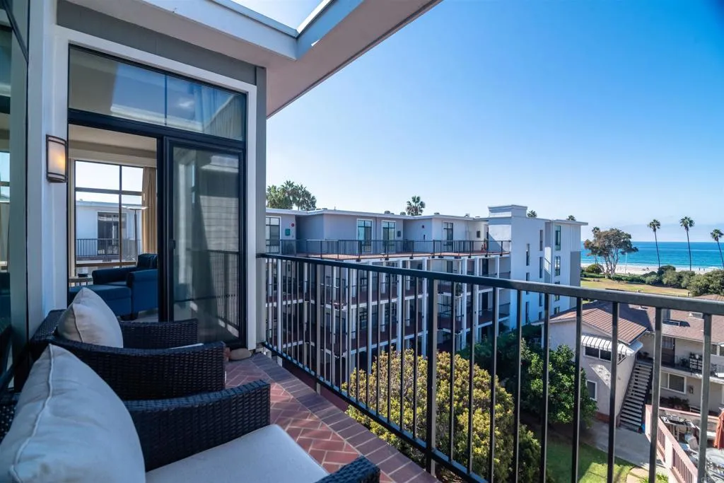 https://cdn.realtyfeed.com/cdn/127/305848608/99e4e4576e93f95cc6ecefd9406fd1c8.webp