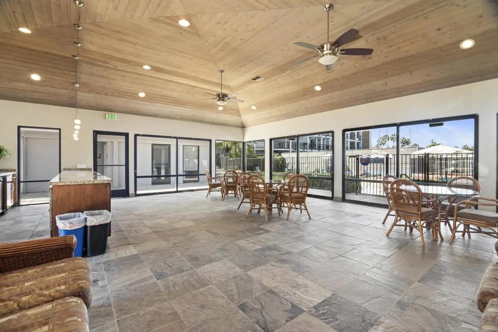 https://cdn.realtyfeed.com/cdn/127/305848608/9a431192e28fcbb2249ceb3d4127c098.webp