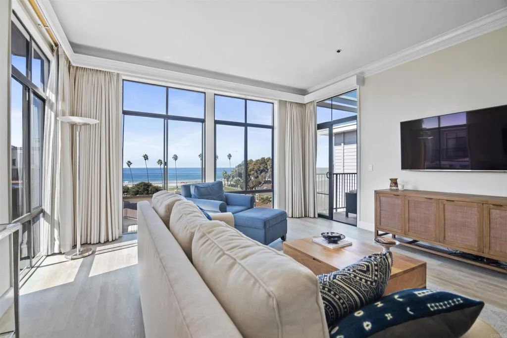 https://cdn.realtyfeed.com/cdn/127/305848608/d609b7afe1a5e1cb9a05a5f4d93ebb38.webp
