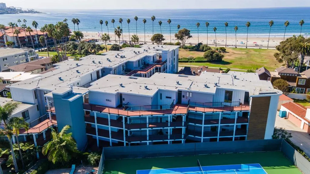 https://cdn.realtyfeed.com/cdn/127/305848608/dcbd78d9c637bfe1e33362af9d39975f.webp