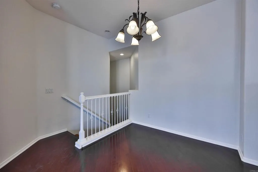 https://cdn.realtyfeed.com/cdn/127/305851597/5174fc34071bd5700363d5d3a9418a5d.webp