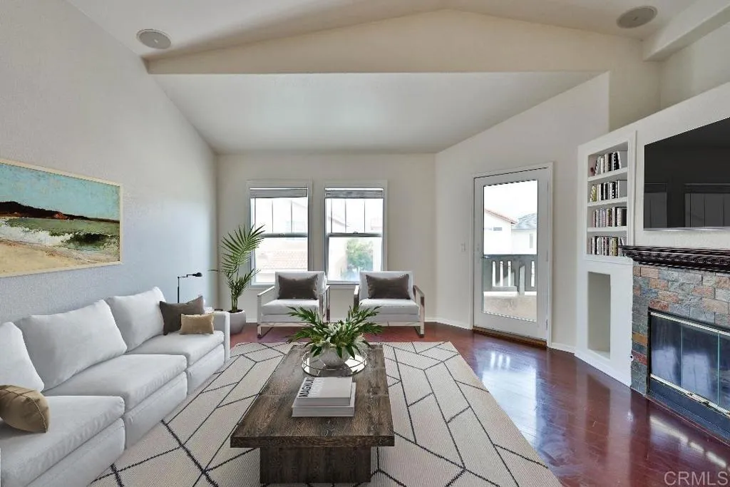 Photo #2: PTP2300053 Listing 