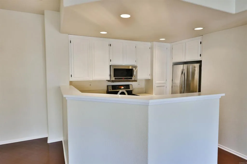https://cdn.realtyfeed.com/cdn/127/305851597/6464b791fdab403688fe013039d6fa7c.webp