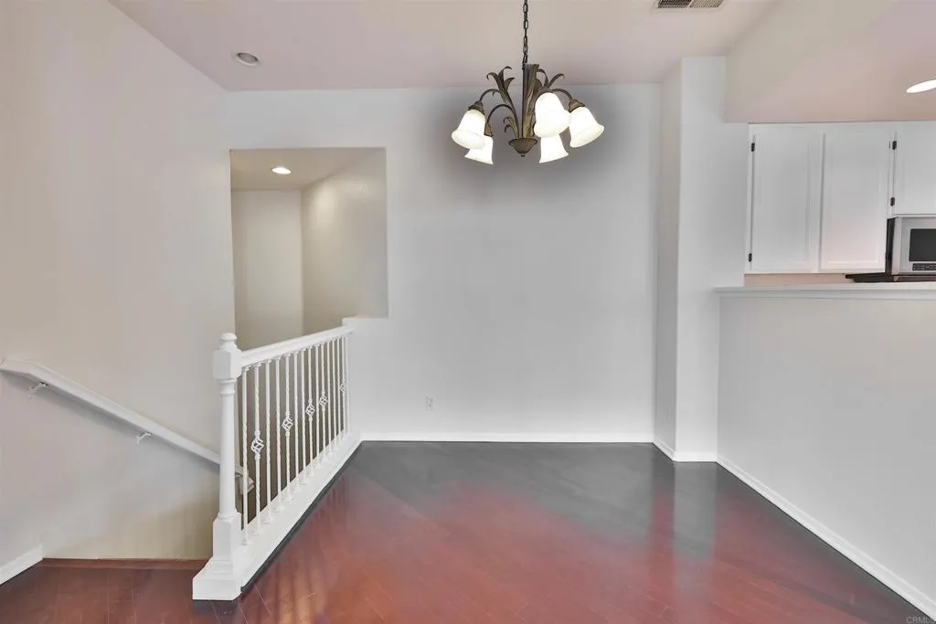 https://cdn.realtyfeed.com/cdn/127/305851597/683c9dbd4d261bde3e0ec09319a01d14.webp