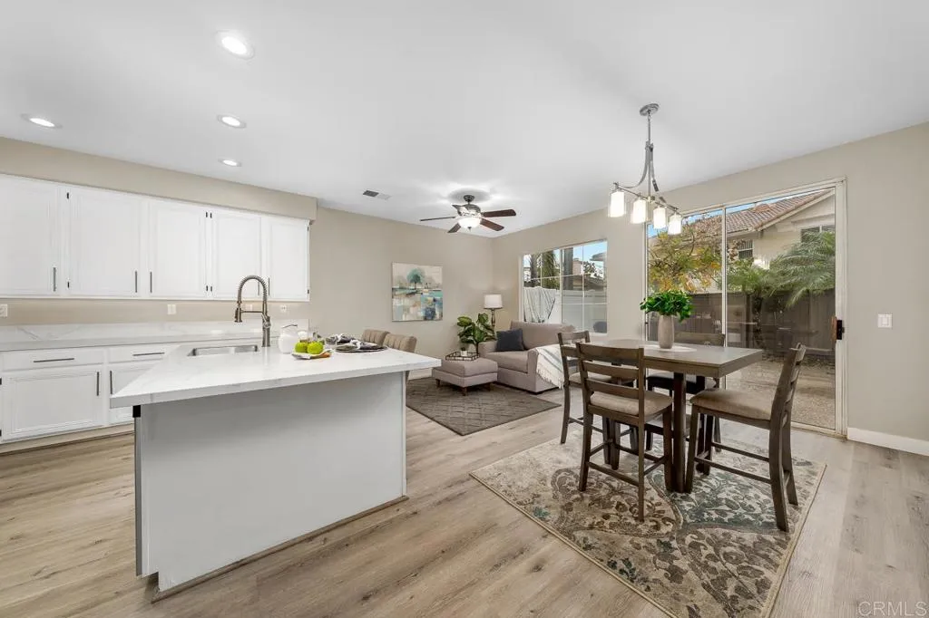 Photo #3: PTP2300068 Listing 