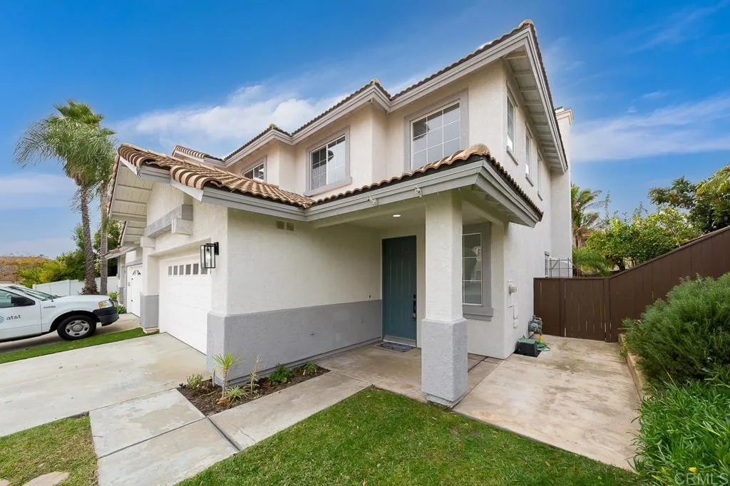 Photo #2: PTP2300068 Listing 
