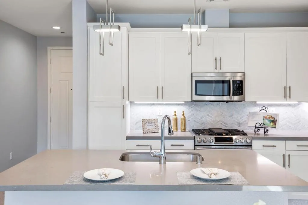 Photo #5: NDP2300268 Listing 