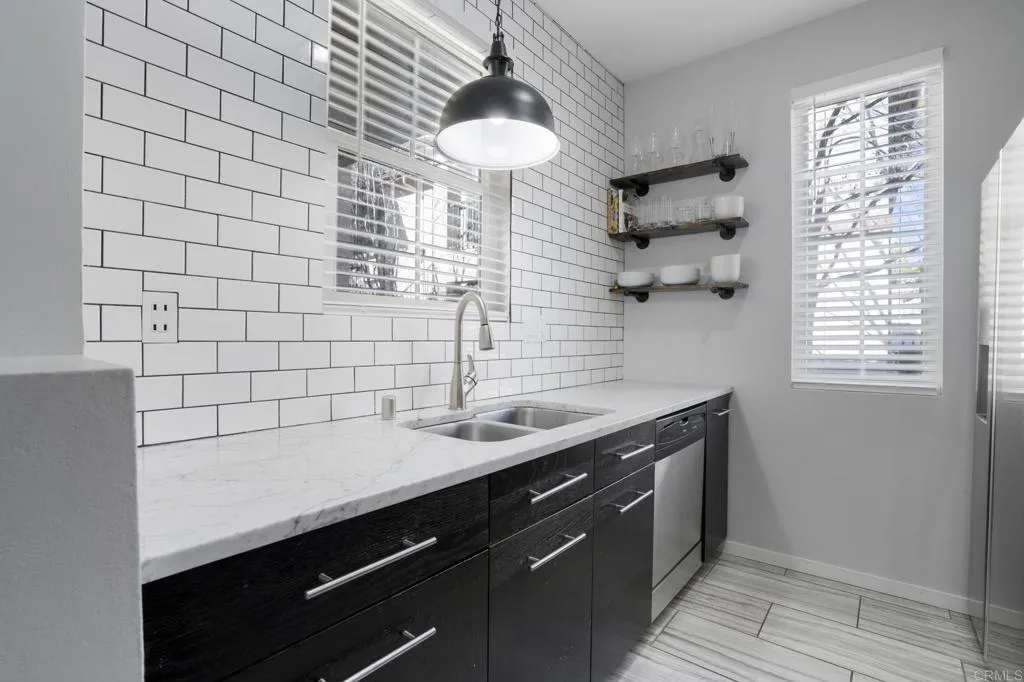 Photo #6: PTP2300353 Listing 