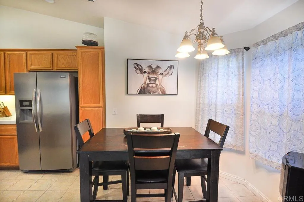 https://cdn.realtyfeed.com/cdn/127/305861469/72872323048aed2587c3b16c696561f6.webp