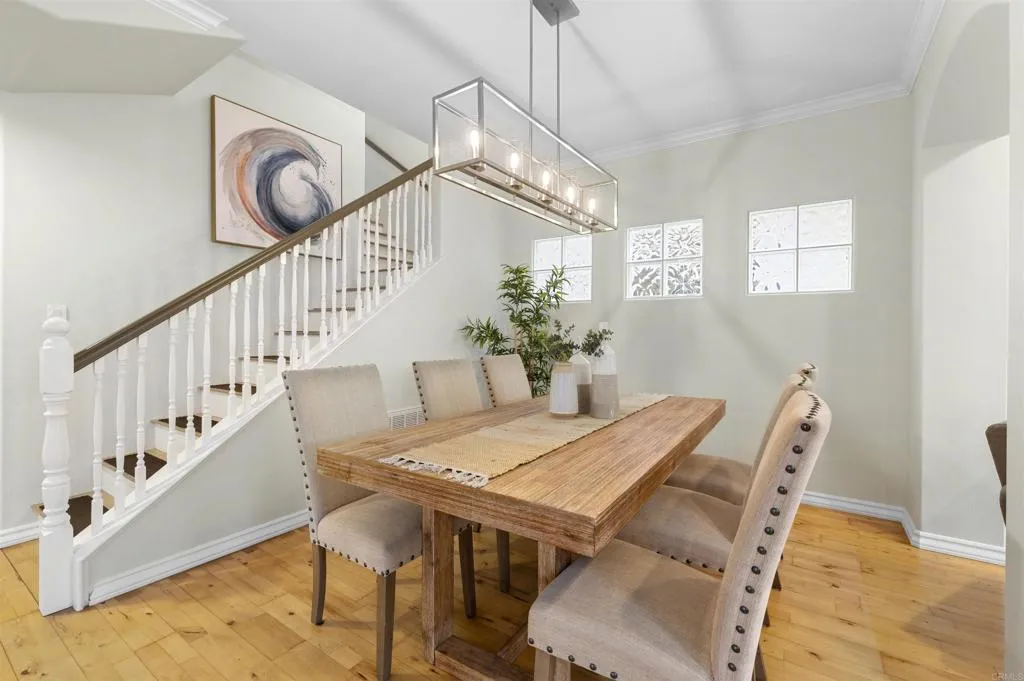 https://cdn.realtyfeed.com/cdn/127/305862608/3e7071d17527354c582f115417187265.webp