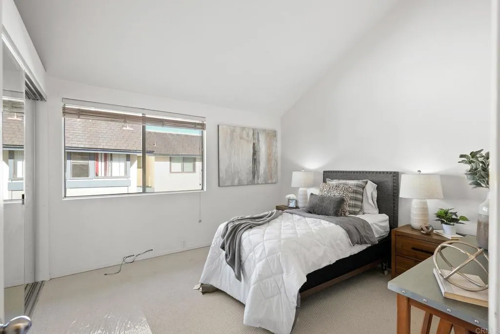 https://cdn.realtyfeed.com/cdn/127/305864907/450444454dac2b45b4665c6980e3b84a.webp