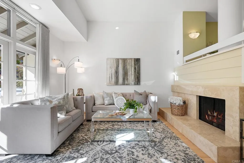 https://cdn.realtyfeed.com/cdn/127/305864907/89e081737f3990293e0e5acf38be2ac3.webp