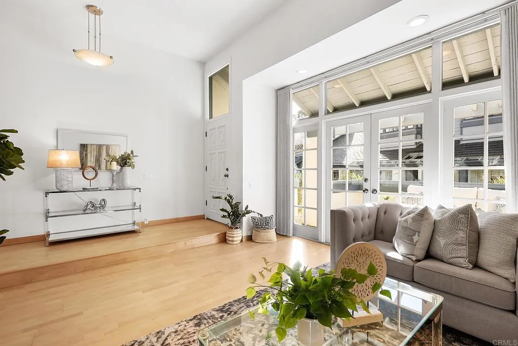 https://cdn.realtyfeed.com/cdn/127/305864907/8bdd9ad42d0f21c8151667a16ef9db8e.webp
