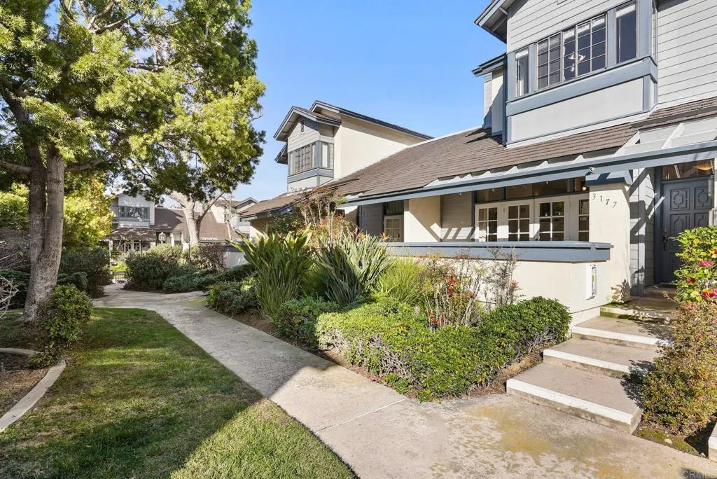 https://cdn.realtyfeed.com/cdn/127/305864907/8ccff5b5812d62940ad70958ba968eb1.webp