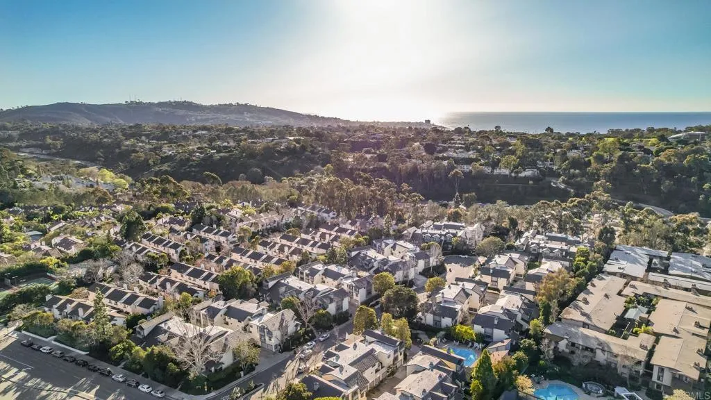 https://cdn.realtyfeed.com/cdn/127/305864907/b14a01c2841d3cac978bf159bf0b5157.webp