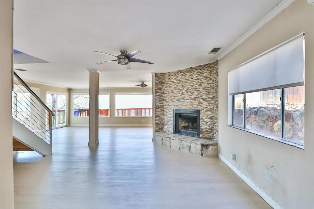 https://cdn.realtyfeed.com/cdn/127/305866815/90184582db10823ae570ff2851cebdd8.webp