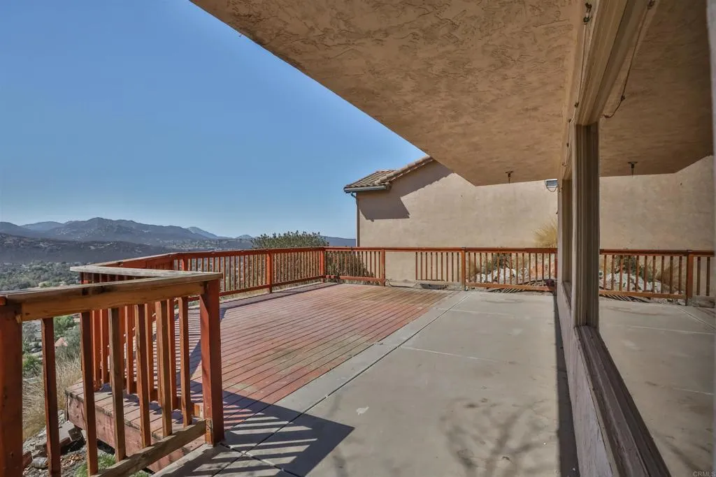 https://cdn.realtyfeed.com/cdn/127/305866815/d1800447004c8f29ef6bffc478673a60.webp