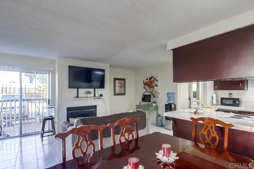 https://cdn.realtyfeed.com/cdn/127/305869143/be830954a8bdb4fd5660ed225e1530a8.webp