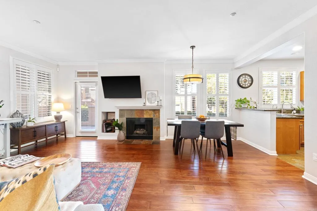 Photo #4: NDP2300999 Listing 
