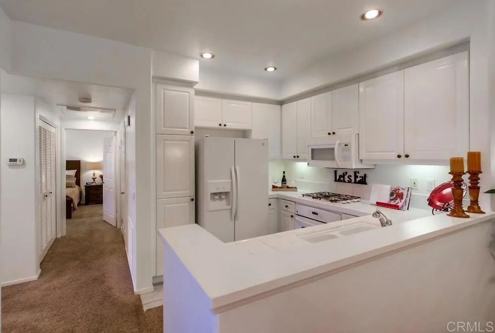 Photo #6: PTP2300671 Listing 