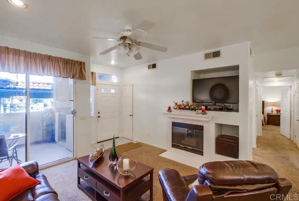 Photo #5: PTP2300671 Listing 