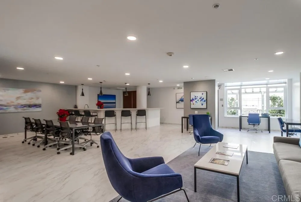 https://cdn.realtyfeed.com/cdn/127/305870534/c1cca80f05ea80428f4a429ce866bc07.webp