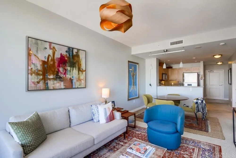 https://cdn.realtyfeed.com/cdn/127/305870534/e78e431094cc977923487de3f2fc0b98.webp