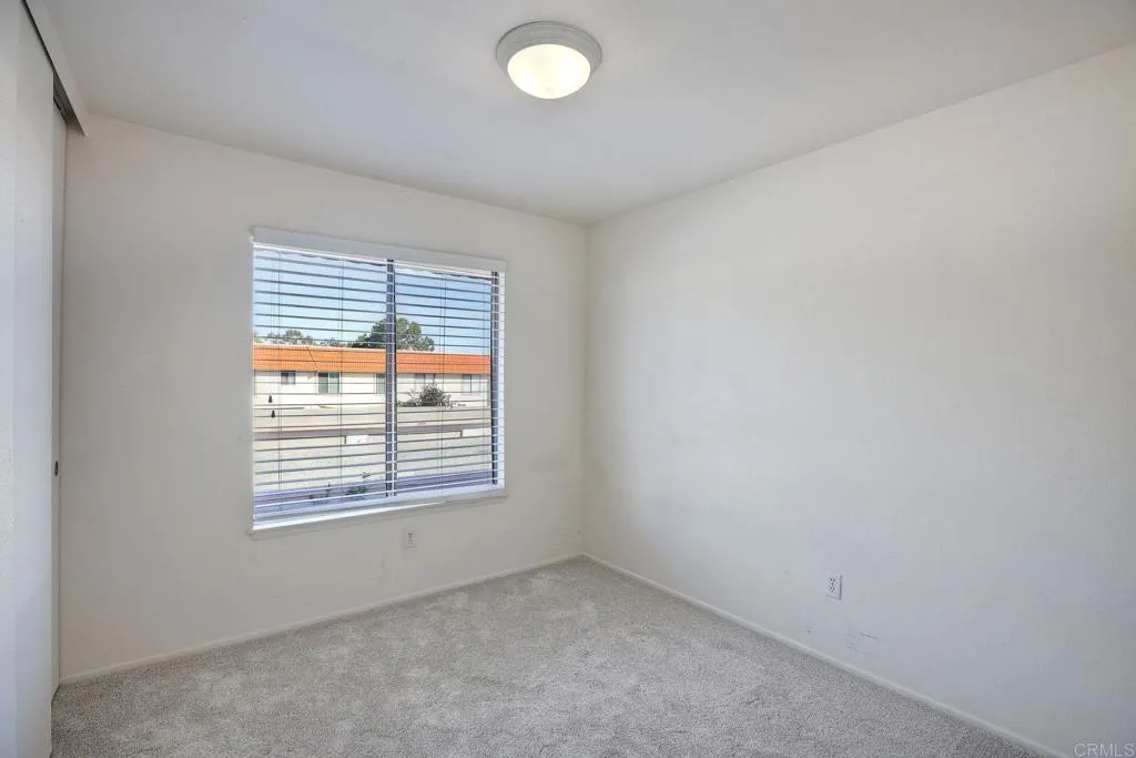 https://cdn.realtyfeed.com/cdn/127/305873984/177cf7ce407952fb0648419650905405.webp