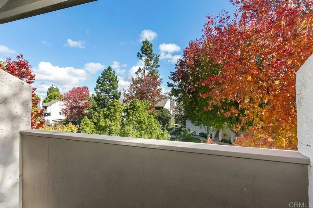 https://cdn.realtyfeed.com/cdn/127/305884559/451a02a6d8e6c4f67d0560197a2400dd.webp